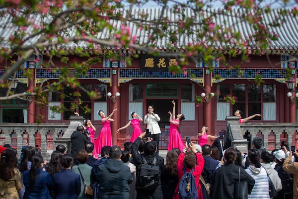 海棠花開憶偉人——周恩來鄧穎超紀念館第二屆海棠文化周啟幕