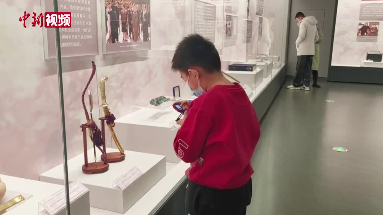 EDA8EBFC1CBB46ABA08BC28AB1748F3E.jpg EDA8EBFC1CBB46ABA08BC28AB1748F3E.jpg